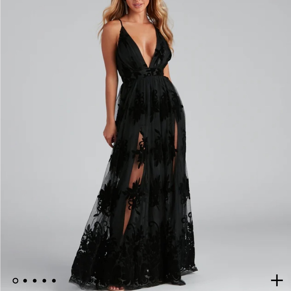 Windsor Black Prom Dress